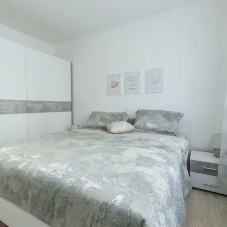 Salona Apartment Klis