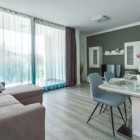 Apartment Salona *